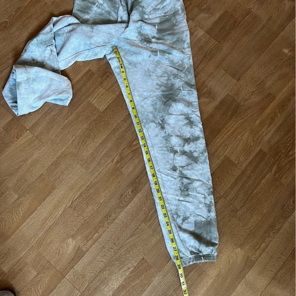 American Giant Green Tie Dye Sweatshirt and Pants Set - Picture 8 of 8